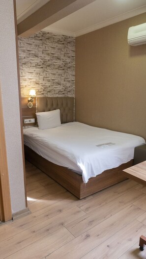 Free WiFi, wheelchair access - ERS LİFE AİRPORT HOTEL  (Istanbul)