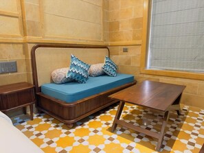 Heritage Premium | Living area | 48-inch Smart TV with digital channels - Guulab Haveli (Jaisalmer)