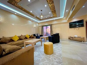Living area - Luxury apartment 3-bedrooms/terraces Gueliz center (Marrakech)