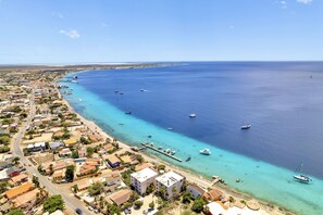 Beach towels - Sea Star - Coastal Bliss at Bonaire's Waterfront (Kralendijk)