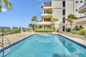 Piscina externa