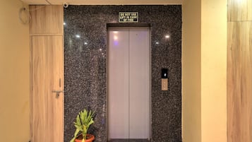 Elevator