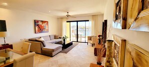 Smart TV - Ocean Front Marina Sub Penthouse (Punta Cana)