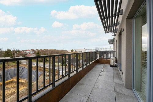 Unique Szczesliwa Apartment by Renters