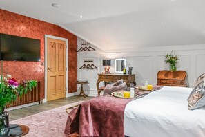 Habitació triple superior | Cortines opaques i habitacions insonoritzades 