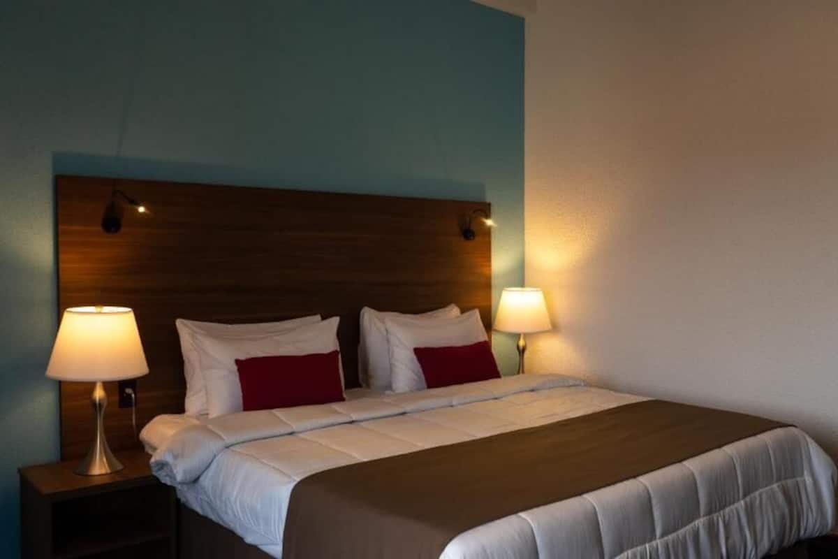 Standard Room, Balcony, River View | 1 bedroom, premium bedding, down duvets, memory-foam beds