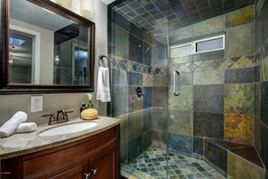 Shower, hair dryer, towels - Walk to Old Town! 4BR Home + Casita w/ Heated Pool & Spa (Scottsdale)