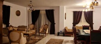 Oriental apartment


