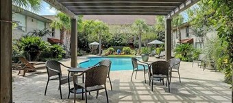 Walking Distance to Galleria | 2BR/2BA