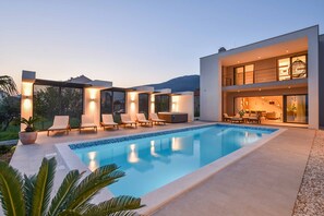 Pool - Light Star I - Four Bedroom Villa, Sleeps 10 (Kastel Luksic)