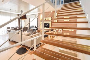 Interior - Light Star I - Four Bedroom Villa, Sleeps 10 (Kastel Luksic)