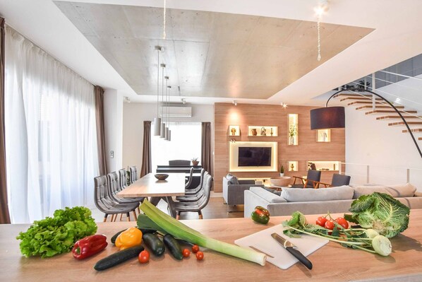 Interior - Light Star I - Four Bedroom Villa, Sleeps 10 (Kastel Luksic)