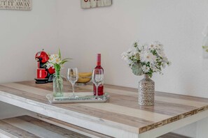 Interior - Sweet Coral - Three Bedroom Villa, Sleeps 6 (Stupin Celine)