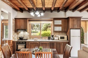 Fridge, microwave, oven - Villa Anna Argaka - Three Bedroom Villa, Sleeps 6 (Argaka)
