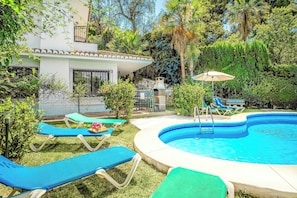 A heated pool - Villa Corrib - Three Bedroom Villa, Sleeps 6 (Las Lagunas de Mijas)