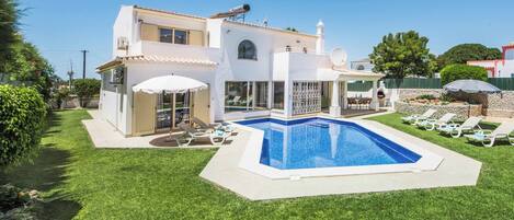 Una piscina riscaldata