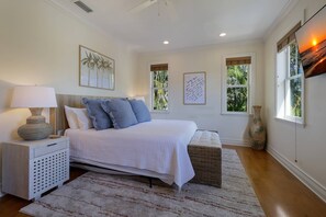 3 soverom, strykejern/-brett, wi-fi (inkludert) og sengetøy