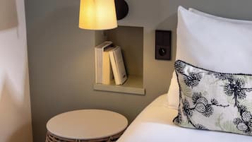 Tallelokero huoneessa, yksilöllisesti sisustettu