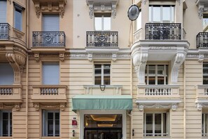 Fachada da propriedade