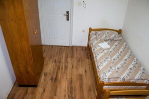 6 Schlafzimmer, WLAN, Bettwäsche