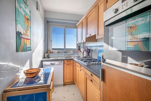 Frigorífic, microones, forn i rentaplats
