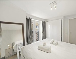2 bedrooms, Internet, bed sheets