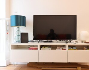 Interior - Inclusive 1 Bedroom flat on Broadway Market! (Greater London)