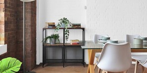 Dining - Modern Industrial 2-Bedroom Apartment (Greater London)