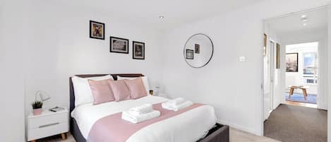 3 bedrooms, Internet, bed sheets