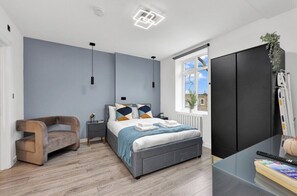 1 bedroom, internet, bed sheets