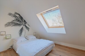 3 chambres, fer et planche à repasser, Wi-Fi gratuit