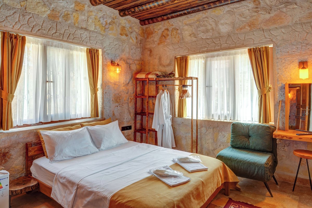 Habitació doble Deluxe | Llençols de cotó egipci, roba de llit d'alta qualitat i cobrellits