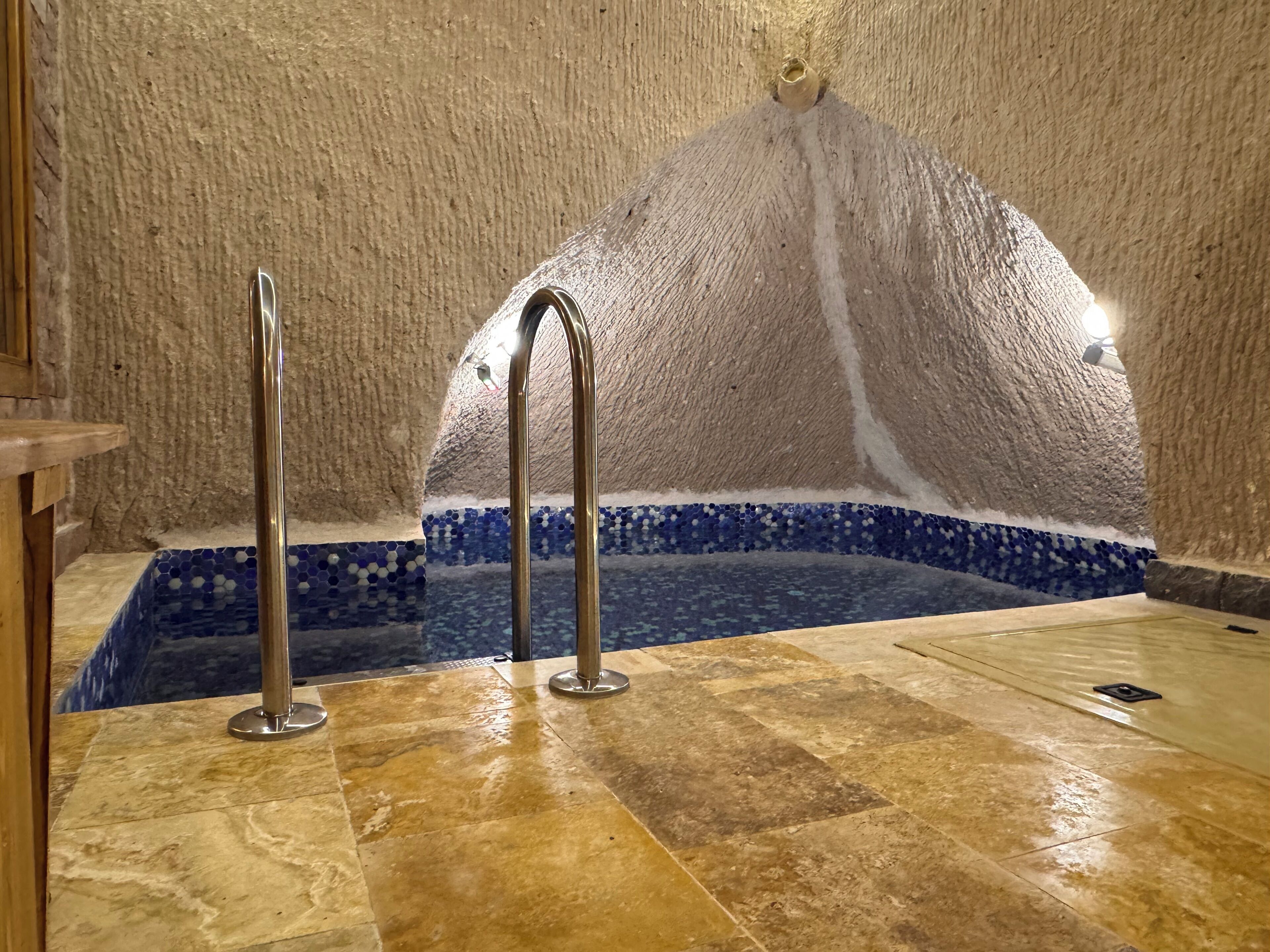 Luxury Suite | Egyptian cotton sheets, premium bedding, down comforters