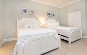 4 Schlafzimmer, Bügeleisen/Bügelbrett, kostenloses WLAN, Bettwäsche