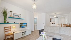 Living area - 5 min walking to the beach (Sitio de Calahonda)