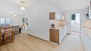 Private kitchen - 5 min walking to the beach (Sitio de Calahonda)