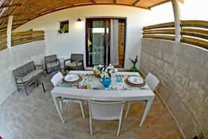 Family Studio | Terrace/patio