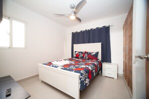 1 chambre, fer et planche à repasser, accès au Wi-Fi (inclus)