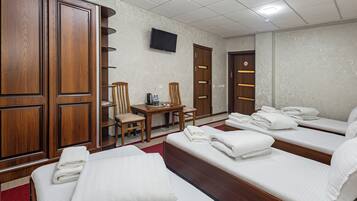 Deluxe Quadruple Room, Multiple Beds