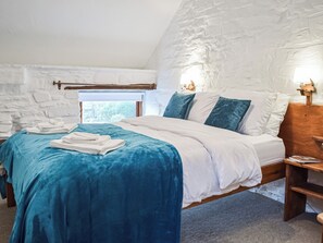 4 camere, Wi-Fi gratuito, lenzuola