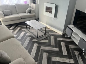 Hus | Oppholdsområde | TV