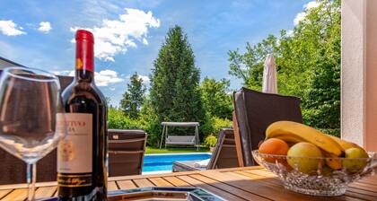 Home away from home. Summer memories await at Villa Ornela.