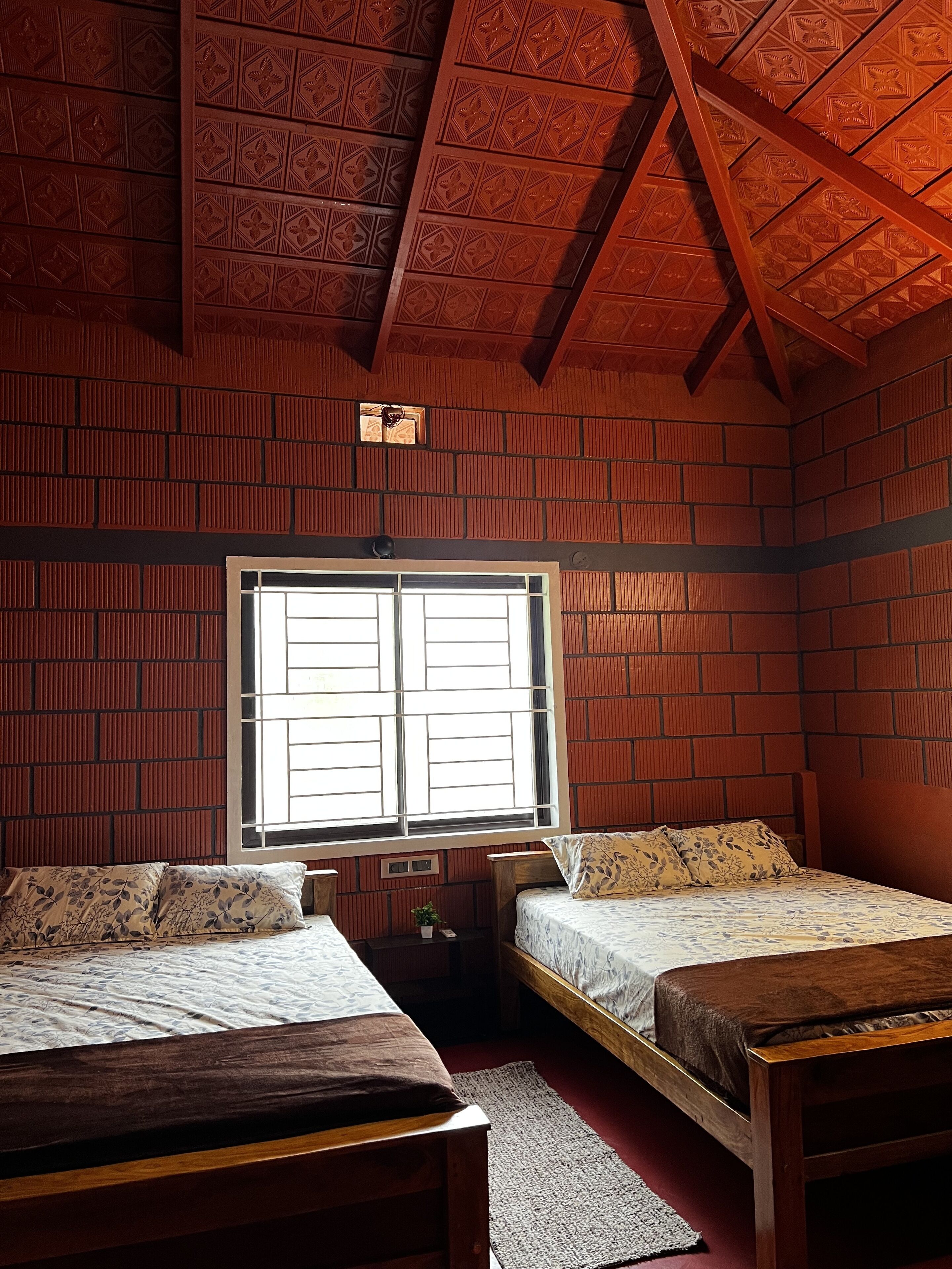 3 bedrooms, bed sheets