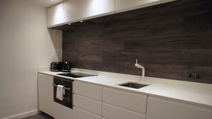 Interior - Shoreditch Place (London)