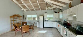 Waterfront House - Upstairs