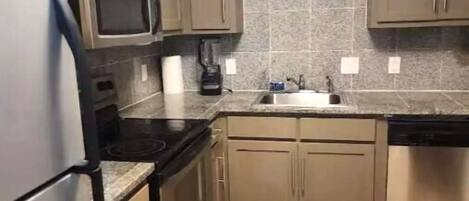 Micro-ondas, fogão, cooktop, lava-louças