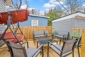 Property grounds - Stylish - Near River St, Forsyth & DT - Free Parking (Savannah)