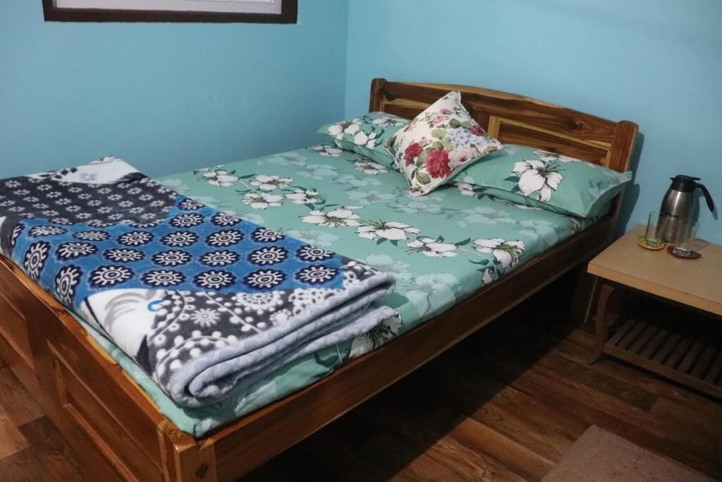 2 bedrooms, in-room safe, desk, travel crib