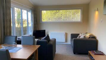 Chalet | Living area | TV