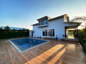 Piscina a l'aire lliure 
